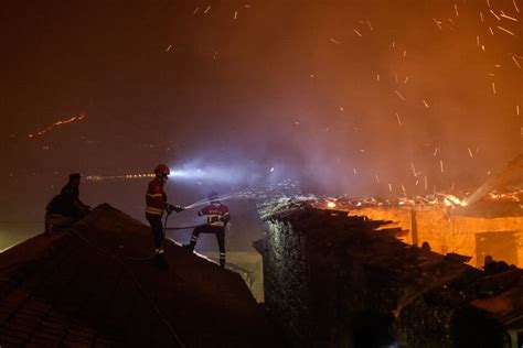 feuer algarve|Portugal Going Through ‘Difficult Days’ as Wildfires Burn Across。